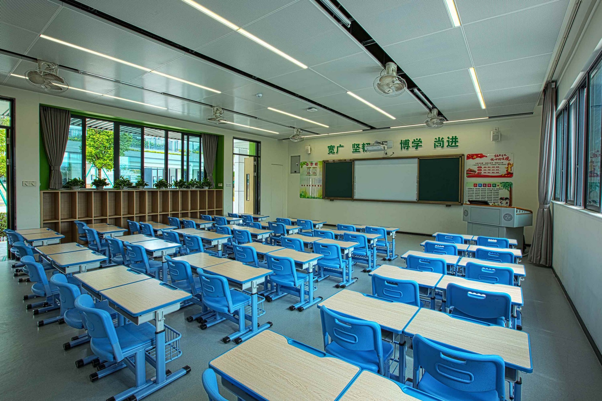 深圳⼤磡⼩学